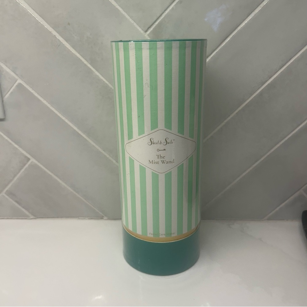 NEW Short & Suite Facial Mist Wand Skincare Tool